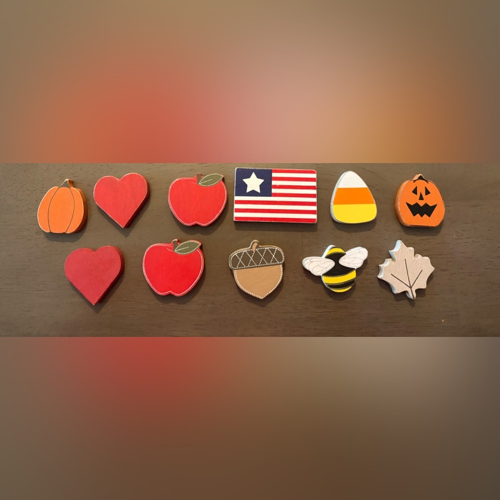 Set of Wood Letter Board Decorations